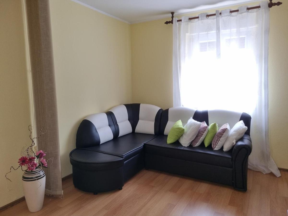 פאזין Apartment Sanja מראה חיצוני תמונה